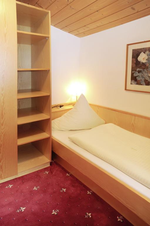 Haus Gariella Apartment Gargellen Phòng bức ảnh
